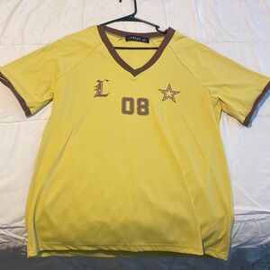 Lioness spectate top